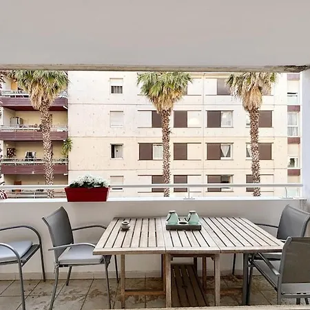 - 2-room For 4 People, Ultra شقة مونبيلييه